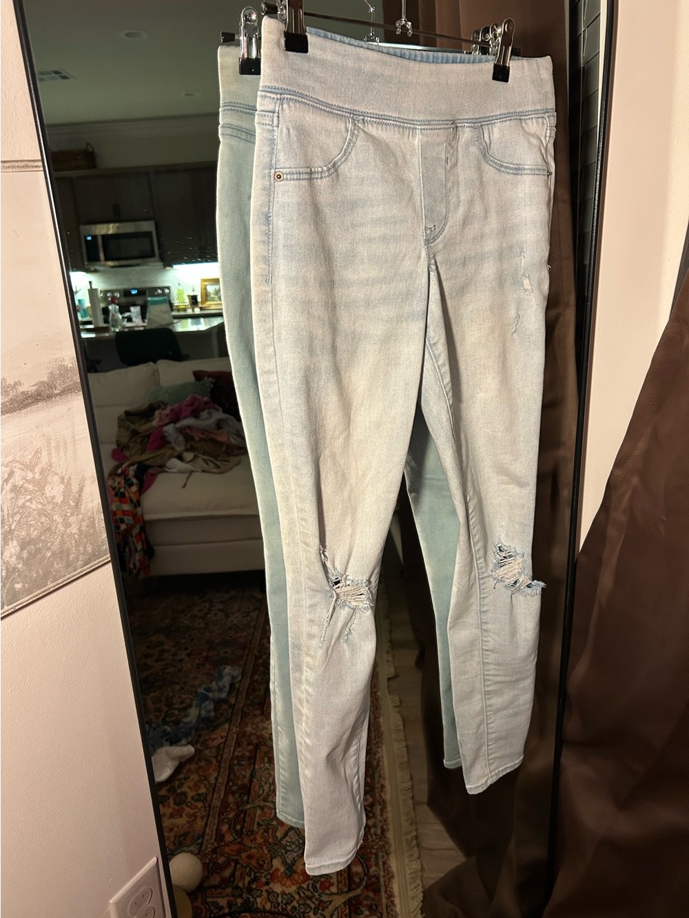 Old Navy Light Blue Stretch Jeggings with Knee Rips